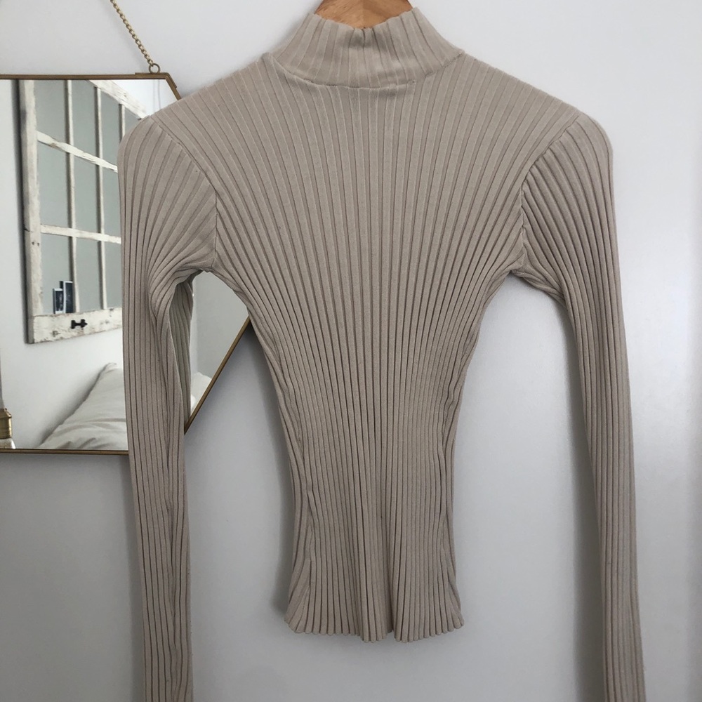 Vintage long sleeves knit top